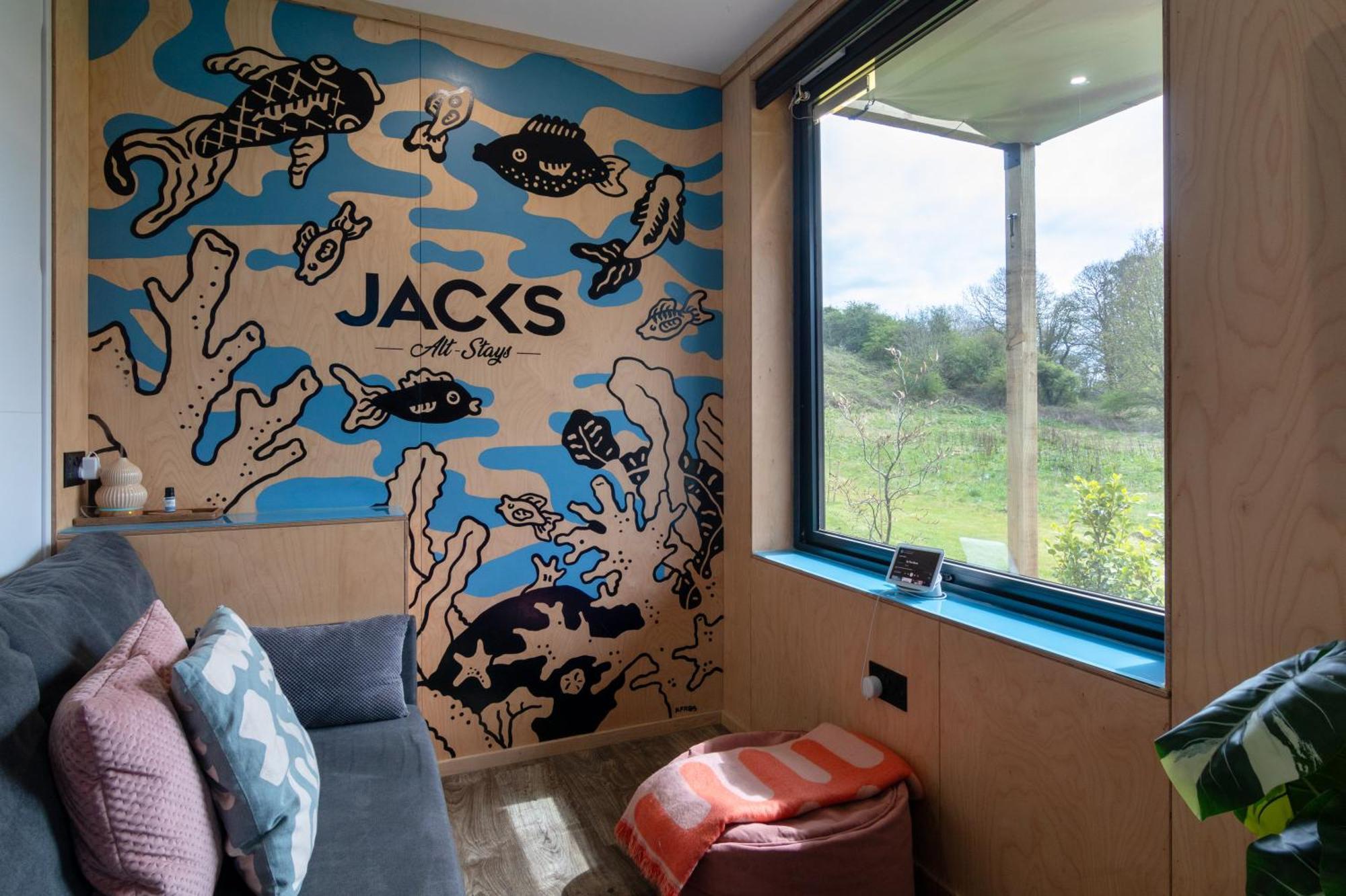 The Reef - Unique Hot Tub Cabin In Millport Bagian luar foto
